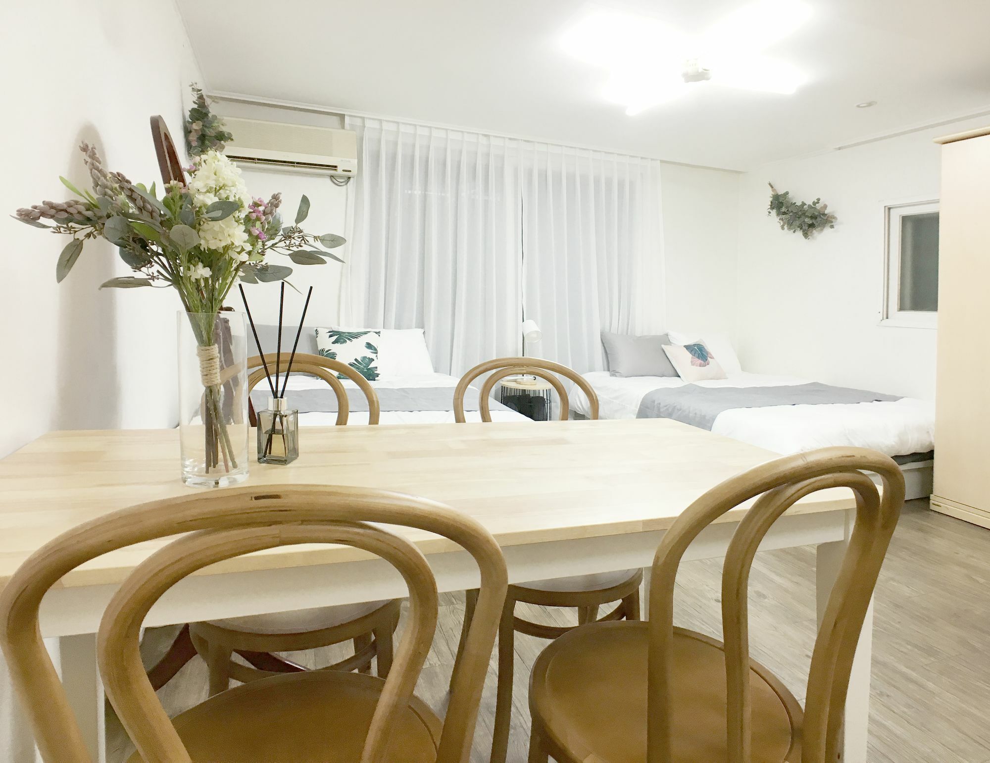 Sunny House Hongik Snt 1Mins Apartment Сеул Екстериор снимка